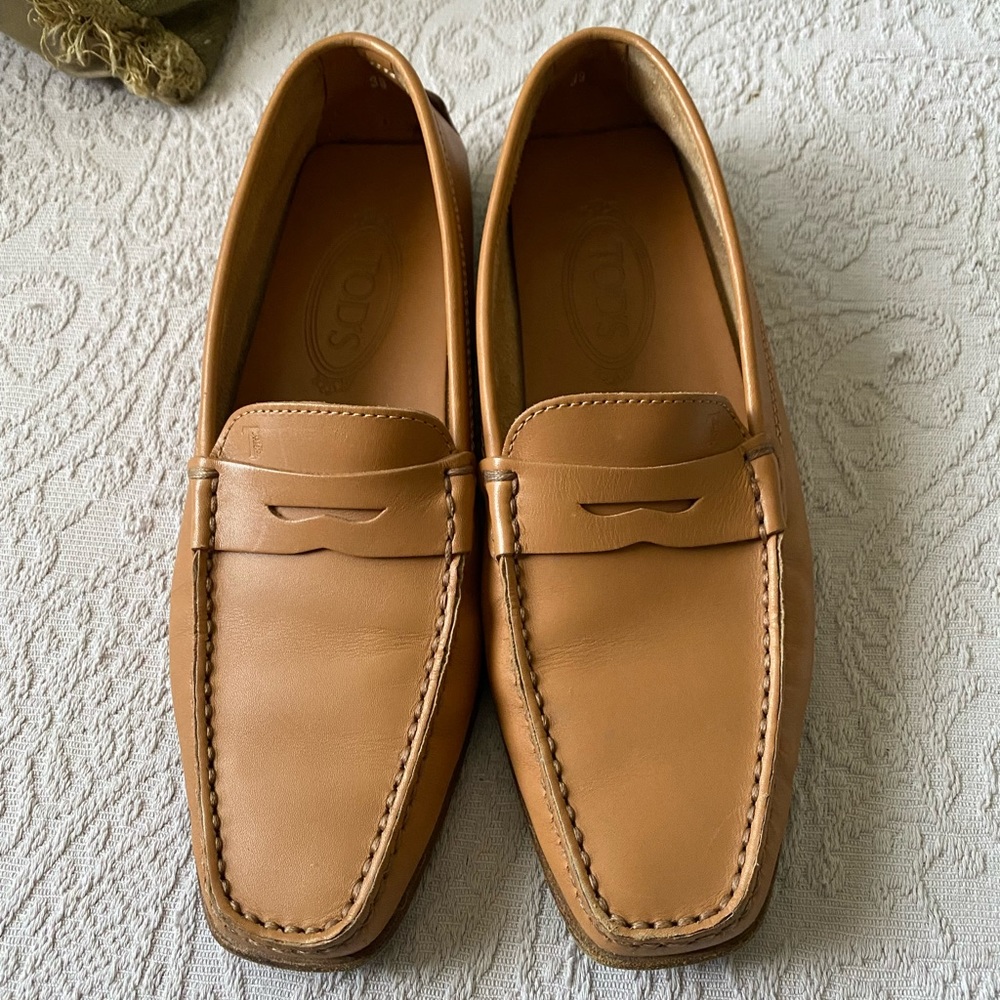 Tod’s loafers